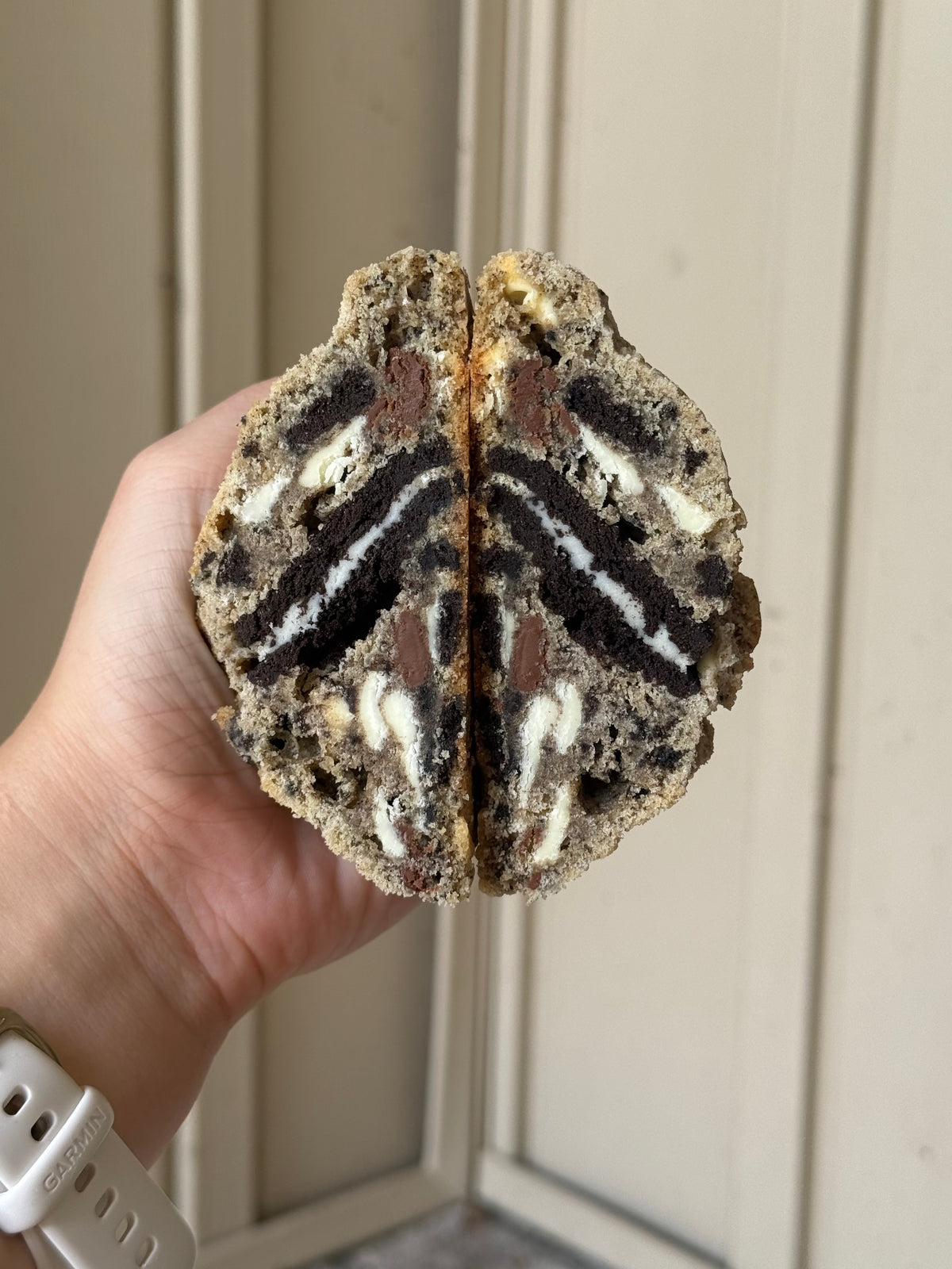 COOKIES AND CREAM